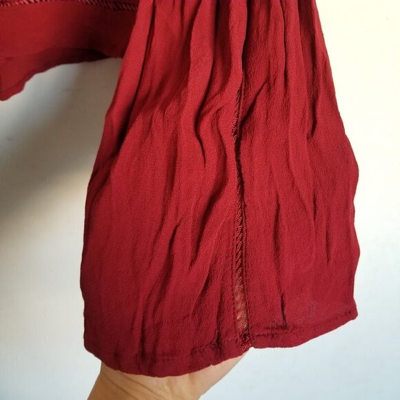 Lovers + Friends Cloud Break Cold Shoulder Top Med - Picture 8 of 14